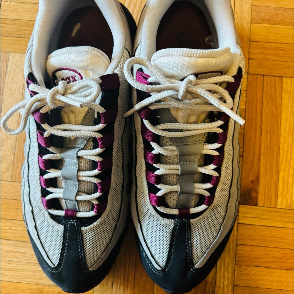 Nike Men's Sneakers - White, Black, and Purple